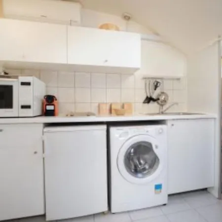 Dalpozzo- Wifi, Hyper Centre Apartment